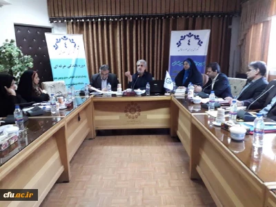 از سوی مدیرکل امور دانشجویان داخل وزارت علوم و دبیر شورای مرکزی برگزار شد: 


کارگاه آموزشی روسای شورای انضباطی بدوی پردیس ها و دبیران شورای بررسی موارد خاص