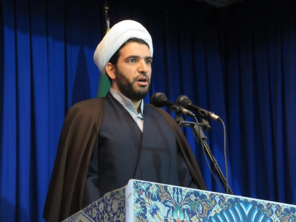 حوزه و دانشگاه به دنبال یک هدف واحد بوده و آن ایجاد جامعه اسلامی الگو می باشد 3