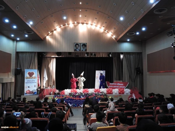 برگزاری مراسم یلدای فرشته ها، عامل پویایی فضای دانشگاه و تقویت حس مسئولیت پذیری و نوع دوستی در معلمان آینده است 4