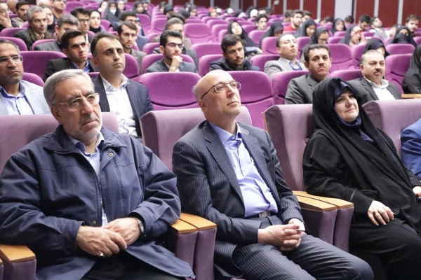 هشتمین جشنواره پژوهش 1 11