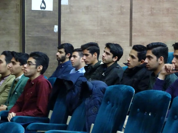 نشست علمی، تخصصی با موضوع تحول جمعیت ایران؛ تهدیدها و فرصت ها 5