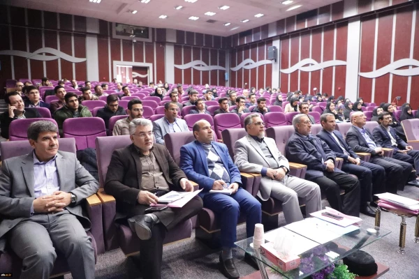 
هشتمین جشنواره پژوهش و چهارمین جشنواره نوآوری های پژوهشی دانشجویی دانشگاه فرهنگیان با معرفی برگزیدگان این دوره به کار خود پایان داد
 6