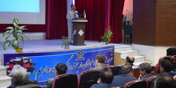 یکی از حوزه هایی که در دانشگاه به عنوان رسالت اصلی همیشه بایستی در حال فعالیت وتکاپو باشد حوزه پژوهش است 3