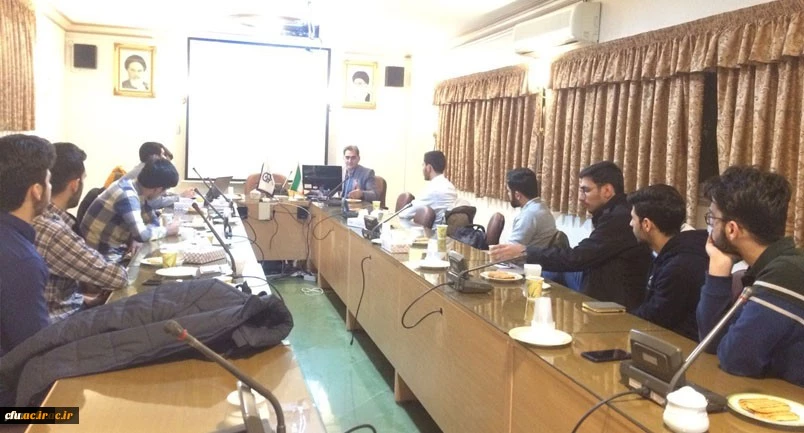 کارگاه آموزشی روش تدریس کتاب تفکر و سواد رسانه ای 2