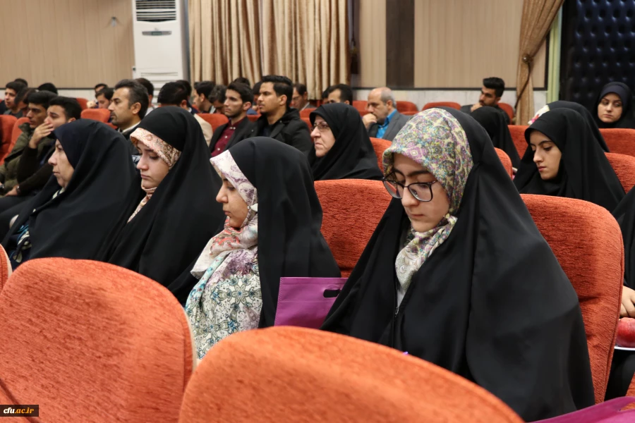 در کنار حافظان قرآنی ما نیاز به محافظان قرآنی نیز داریم 8