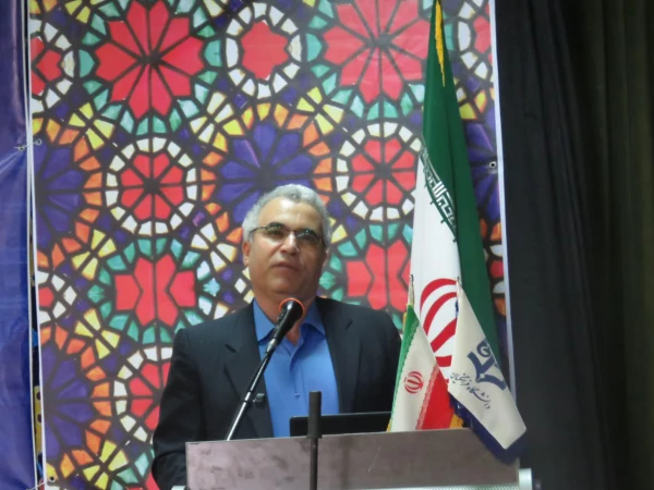 مراسم گرامیداشت هفته ی پژوهش برگزار شد. 9