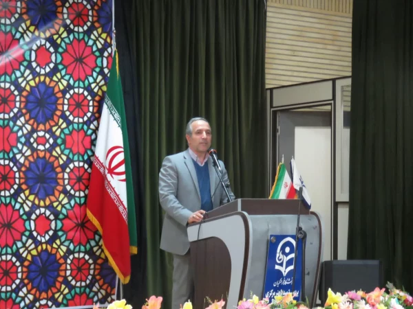 مراسم گرامیداشت هفته ی پژوهش برگزار شد. 17