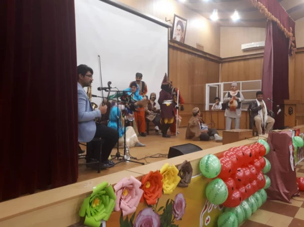  پویش نیکوکارانه « قلب های مهربان» با حضور کودکان کار در دانشگاه فرهنگیان استان فارس  8