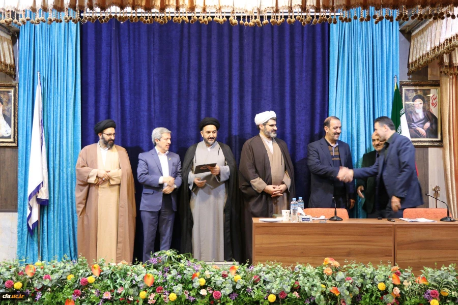 تربیت معلم به نامش نیست بلکه به محتوا و روش های مناسب آن است 9