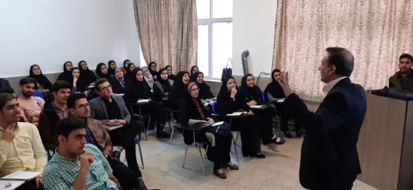  همایش  15 کارگاه آموزشی ـ پژوهشی در دانشگاه فرهنگیان استان فارس  16