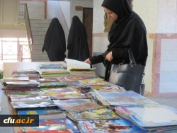برگزاری نمایشگاه کتاب در پردیس های استانی دانشگاه فرهنگیان یزد 5