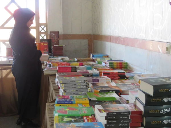 برگزاری نمایشگاه کتاب در پردیس های استانی دانشگاه فرهنگیان یزد 6