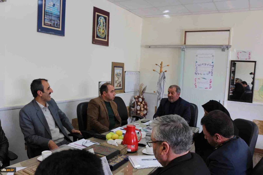 نشست ماهانه شورا مدیریت، نظارت و ارزیابی و توسعه منابع پردیس های دانشگاه فرهنگیان خراسان شمالی 5