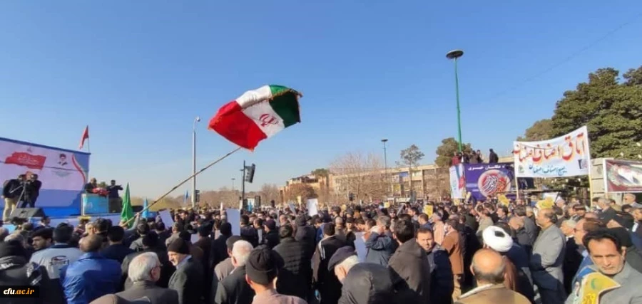 حضور مسئولین و دانشجویان دانشگاه فرهنگیان استان اصفهان درمراسم گرامیداشت یوم الله 9 دی