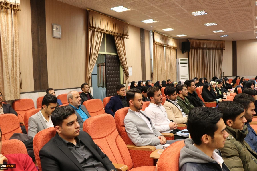 تربیت معلم به نامش نیست بلکه به محتوا و روش های مناسب آن است 4