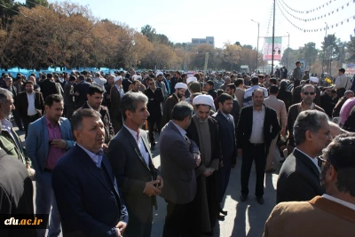 حضور مسئولان، اساتید، کارکنان و دانشجومعلمان دانشگاه فرهنگیان کرمان در مراسم گرامیداشت 9 دی