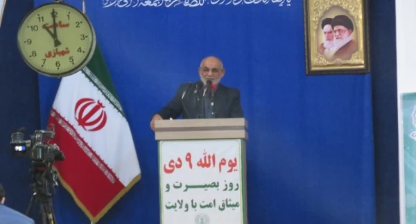 حضور دانشگاهیان دانشگاه فرهنگیان استان اردبیل در مراسم بزرگداشت حماسه ۹ دی در مصلی اردبیل 4