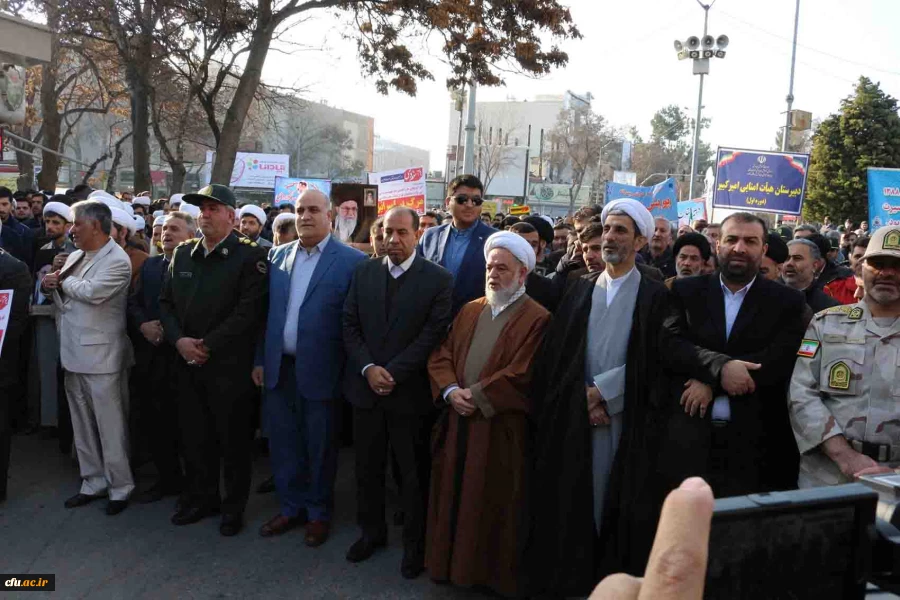 حضور کارکنان و دانشجویان دانشگاه فرهنگیان خراسان شمالی در مراسم بزرگداشت 9 دی 6