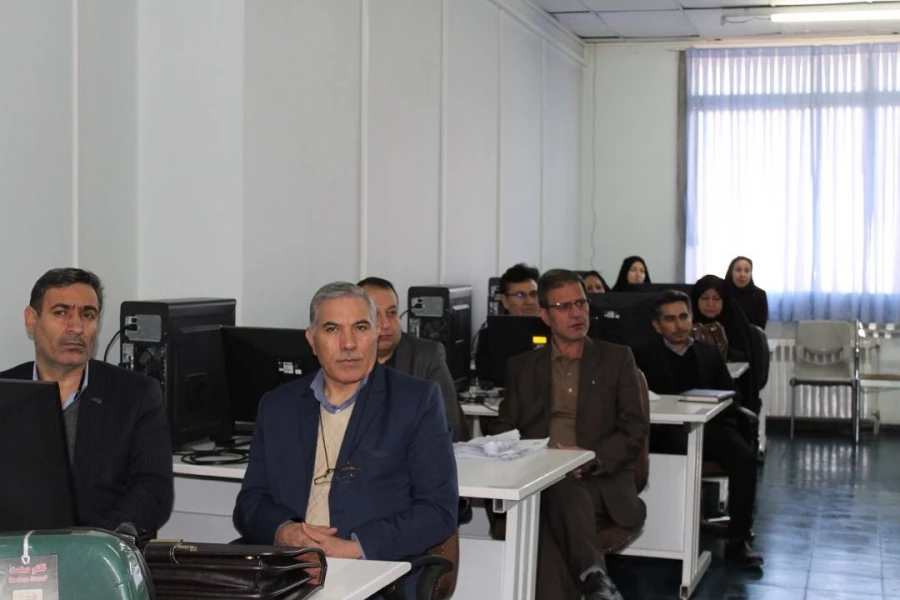 کارگاه آموزشی و توجیهی دروس رسمی الکترونیکی دانشگاه در استان آذربایجان شرقی 4