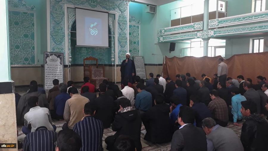 اجتماع با شکوه دانشجو معلمان و مسئولین دانشگاه فرهنگیان یزد در مراسم راهپیمایی حماسه 9 دی 7