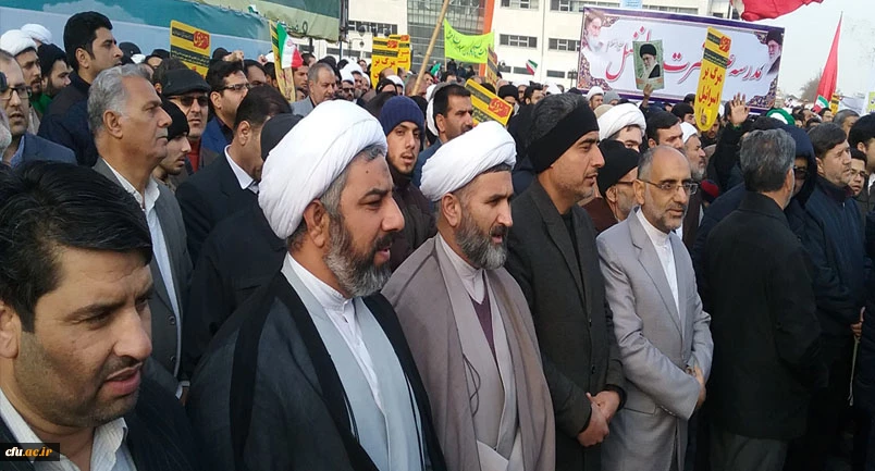 حضور پر شور دانشگاهیان دانشگاه فرهنگیان خراسان رضوی در راهپیمایی حماسه 9 دی 2