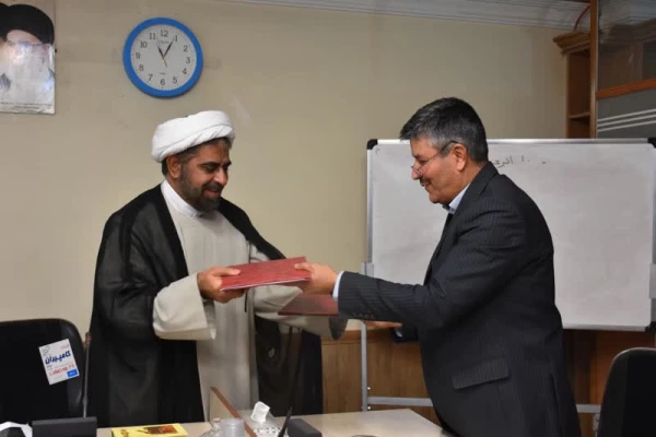 انعقاد تفاهم همکاری بین دانشگاه فرهنگیان استان اصفهان و مدیریت حوزه های علمیه خواهران استان