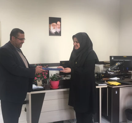تقدیر از همکار محترم حوزه بهداشت و سلامت  4