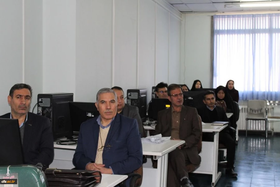 کارگاه آموزشی و توجیهی دروس رسمی الکترونیکی دانشگاه فرهنگیان 4