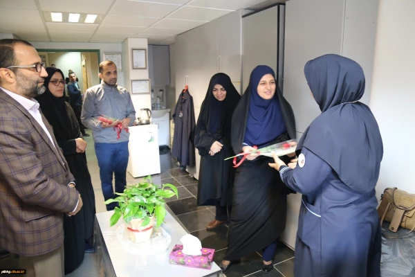 دیدار سرپرست پردیس امام خمینی (ره)گرگان با پرستاران بیمارستان فلسفی 2