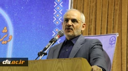 دانش آموزان ما باید با اسوه های بزرگ تاریخ اسلام در دوره معاصر آشنا شوند و این آشنایی یک ضرورت است 3