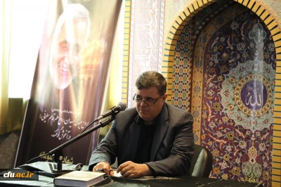 رئیس دانشگاه فرهنگیان در مراسم بزرگداشت شهید سپهبد سلیمانی:

سردار سلیمانی فرمانده ای کم حرف بود که با صدای بلند می اندیشید