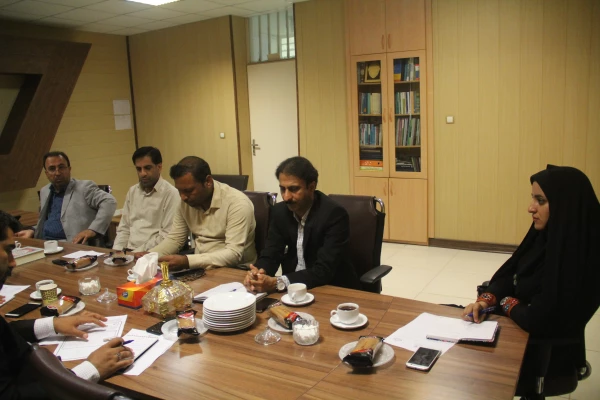 دومیـن نشسـت شـورای مدیریت امور پردیس های استـان هرمزگـان برگزار شـد 3