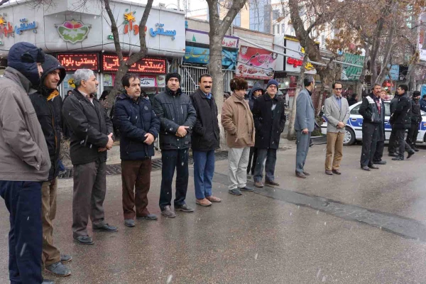 جهانیان بدانند.

یاد و نام شهداء همیشه ماندگار و راهشان ادامه دارد. 6