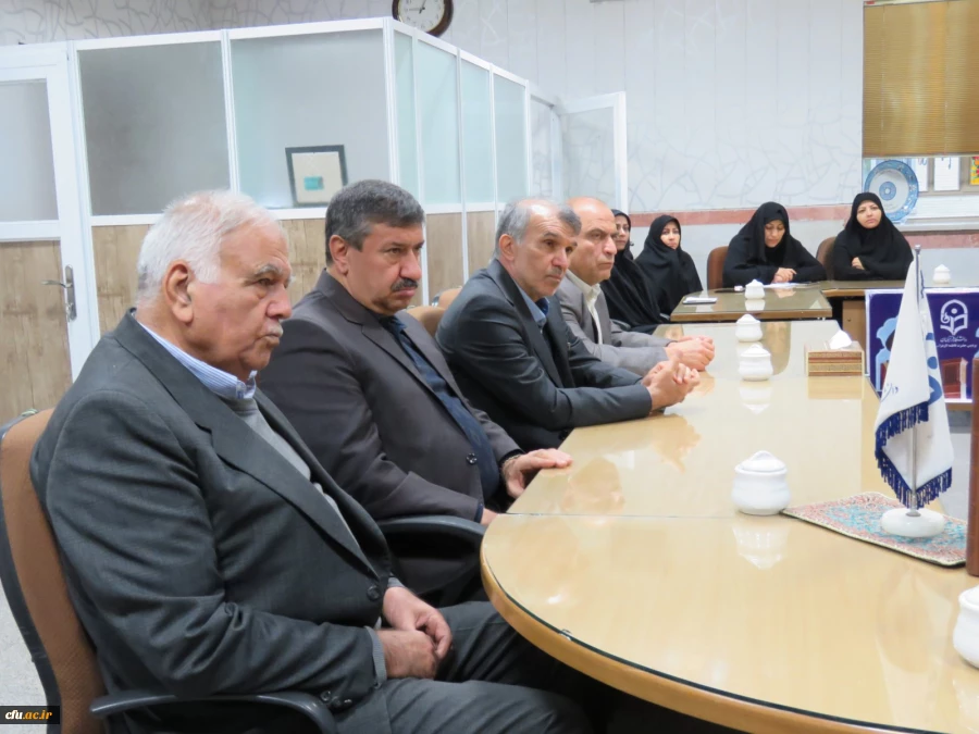 دومین جلسه هیات مدیره بنیاد خیرین حامی دانشگاه فرهنگیان استان یزد 3