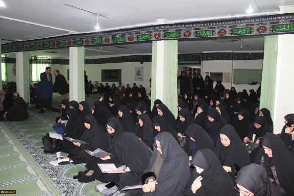 مراسم گرامیداشت شهادت سپهبد حاج قاسم سلیمانی در محل پردیس فاطمه الزهرا(س) برگزار شد. 2