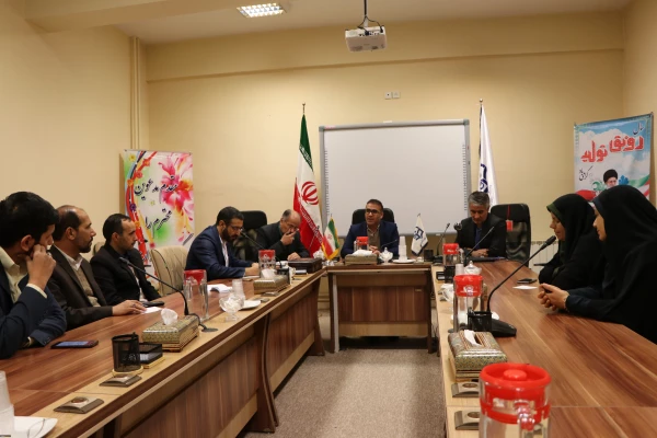 افتتاح یادمان شهدای گمنام همزمان با برگزاری یادواره شهدای دانشگاه فرهنگیان استان