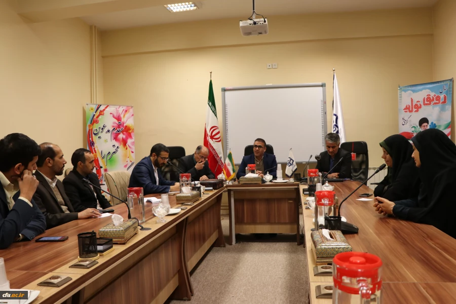 افتتاح یادمان شهدای گمنام همزمان با برگزاری یادواره شهدای دانشگاه فرهنگیان استان