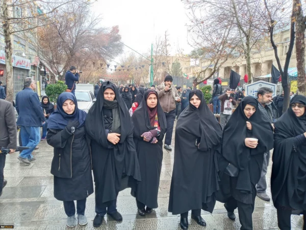 حضور مسئولین و کارکنان دانشگاه فرهنگیان استان اصفهان در مراسم بزرگداشت سردار حاج قاسم سلیمانی