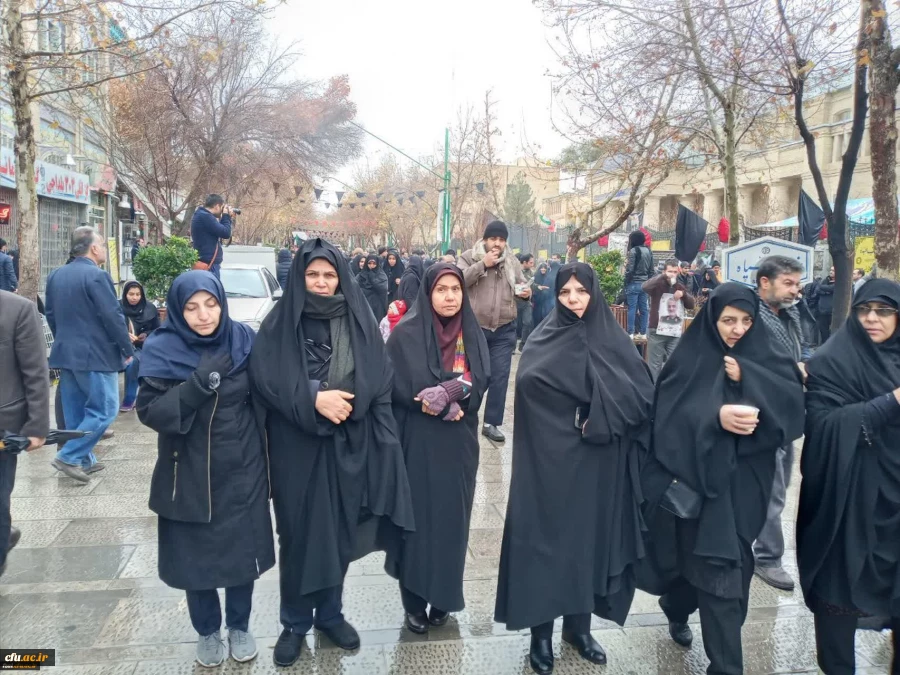 حضور مسئولین و کارکنان دانشگاه فرهنگیان استان اصفهان در مراسم بزرگداشت سردار حاج قاسم سلیمانی