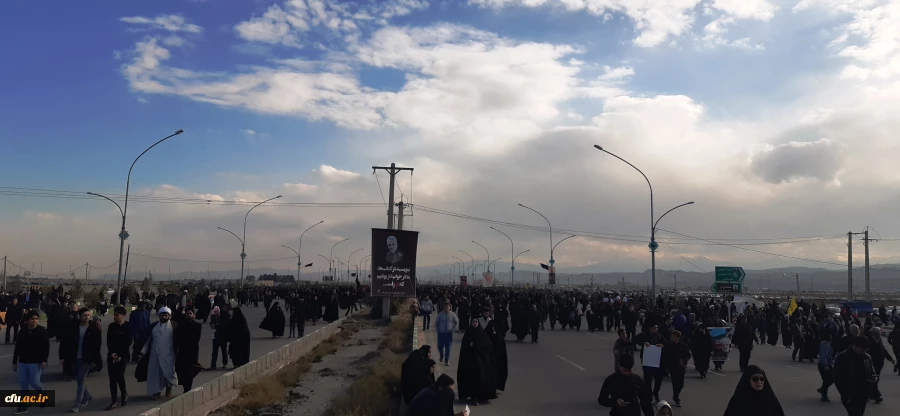 بدرقه با شکوه ابدان مطهر سردار رشید اسلام حاج قاسم سلیمانی و همرزمان مجاهدش توسط مردم انقلابی قم  2