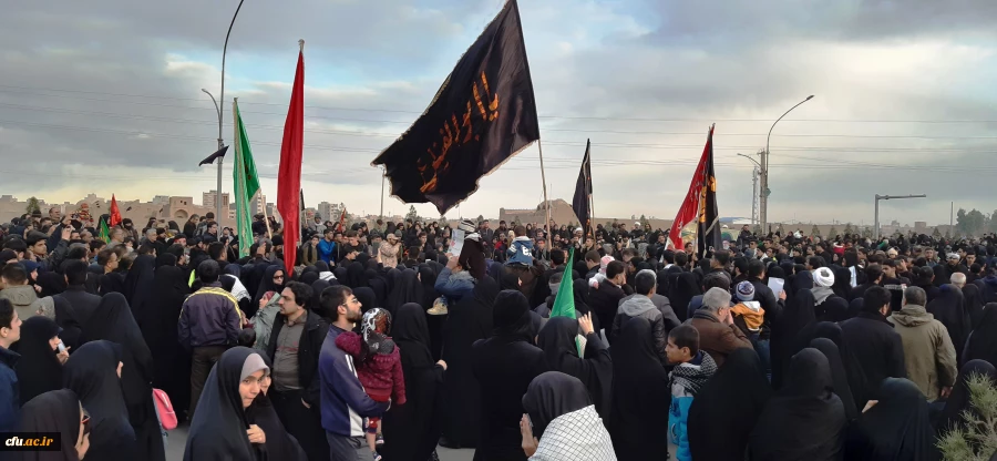 بدرقه با شکوه ابدان مطهر سردار رشید اسلام حاج قاسم سلیمانی و همرزمان مجاهدش توسط مردم انقلابی قم  7