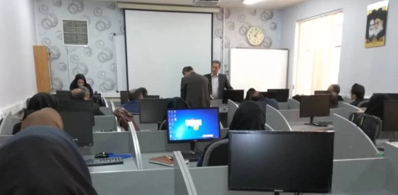 کارگاه آموزشی نحوه اجرای دروس رسمی الکترونیکی اساتید دانشگاه فرهنگیان 