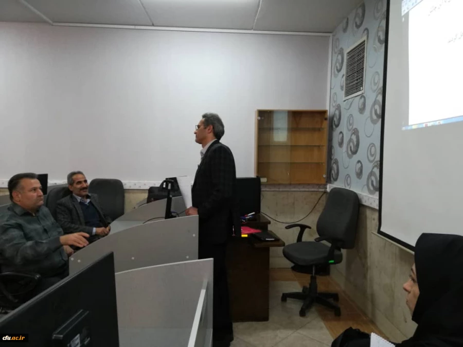 کارگاه آموزشی نحوه اجرای دروس رسمی الکترونیکی اساتید دانشگاه فرهنگیان 