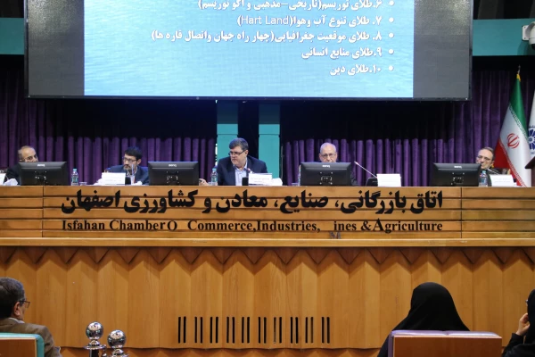 اگر در سیاست نه شرقی نه غربی داریم، در مهارت هم شرقی هم غربی داریم