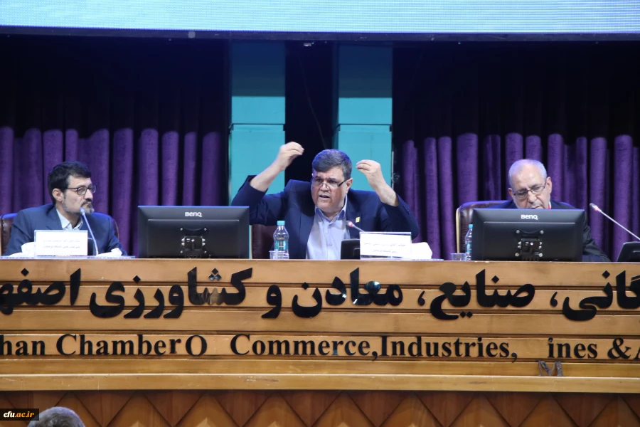 اگر در سیاست نه شرقی نه غربی داریم، در مهارت هم شرقی هم غربی داریم