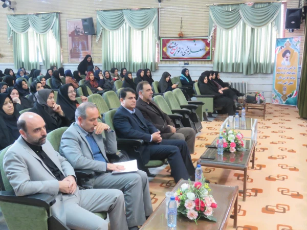 اساسا تربیت بر عهده ی متربی است
 2