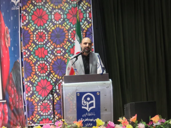 اساسا تربیت بر عهده ی متربی است
 2