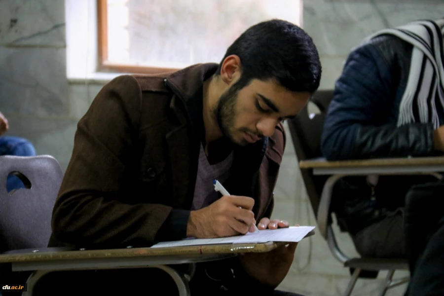 سرپرست دانشگاه فرهنگیان یزد از حوزه امتحانات پردیس های استان بازدید کرد 9