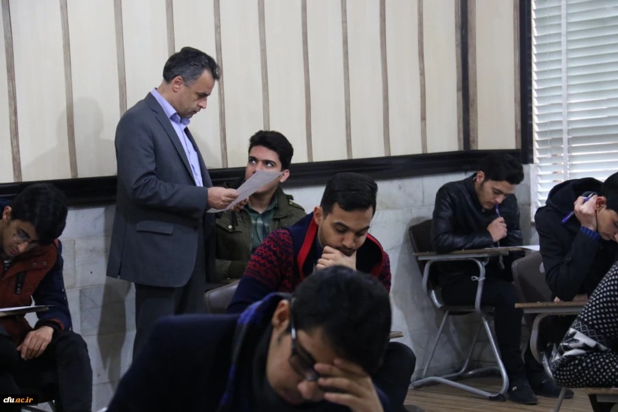 سرپرست دانشگاه فرهنگیان یزد از حوزه امتحانات پردیس های استان بازدید کرد 6