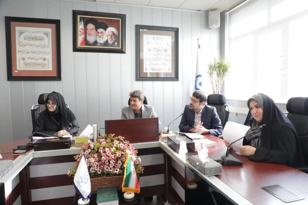 لزوم تبیین بیانیه گام دوم انقلاب در مدارس توسط دانشجو معلمان دانشگاه فرهنگیان 5